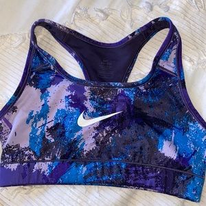 nike sports bra